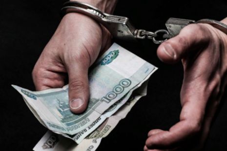 Почти 50 костромских коррупционеров и взяточников попались на своих грязных делишках