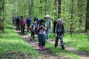 32 тысячи школьников ушли в костромские леса