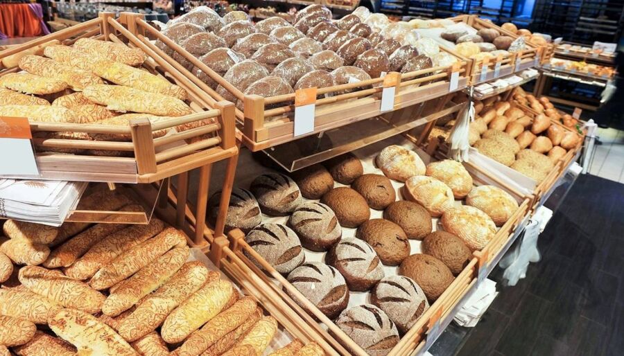 Магазинам запретят продавать костромичам хлеб с пола