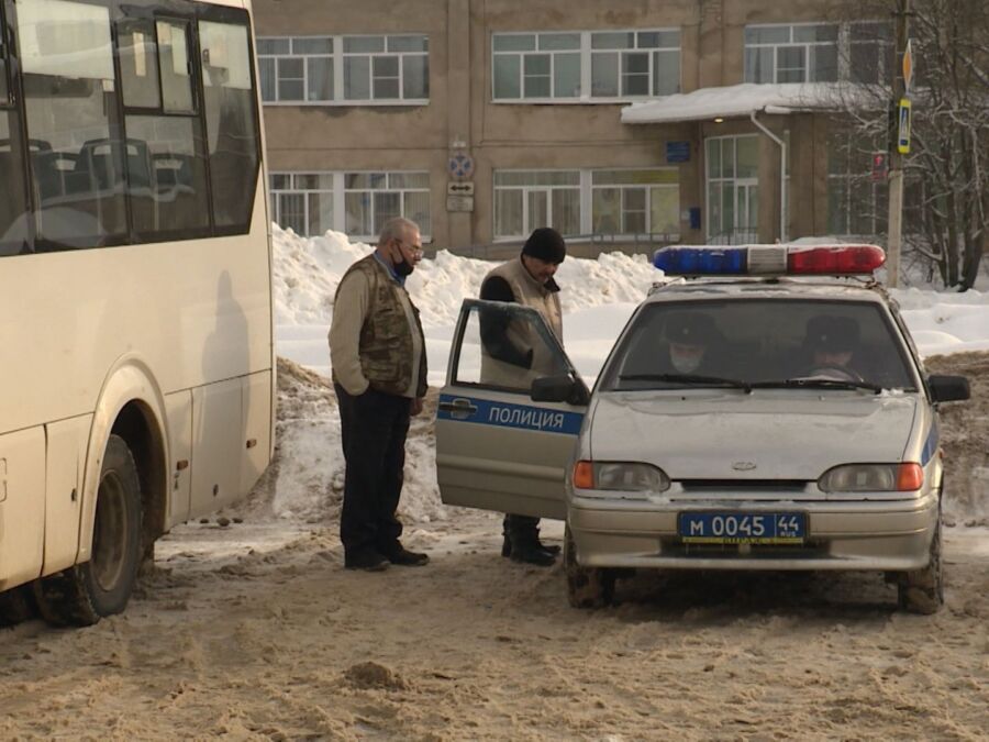 Костромские полицейские сняли с маршрутов шесть автобусов