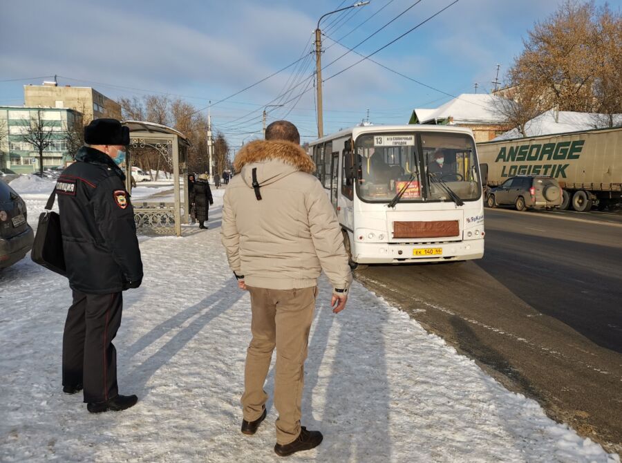 Противников масочного режима ловят пачками в Костроме