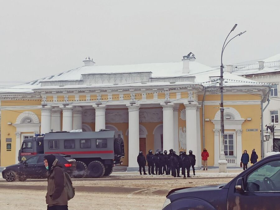 Костромича забрали в полицию за призывы править Россией по-другому