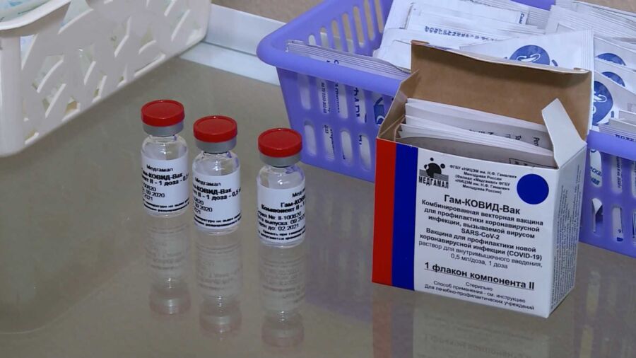 Костромичам привезли еще больше доз вакцины от коронавируса