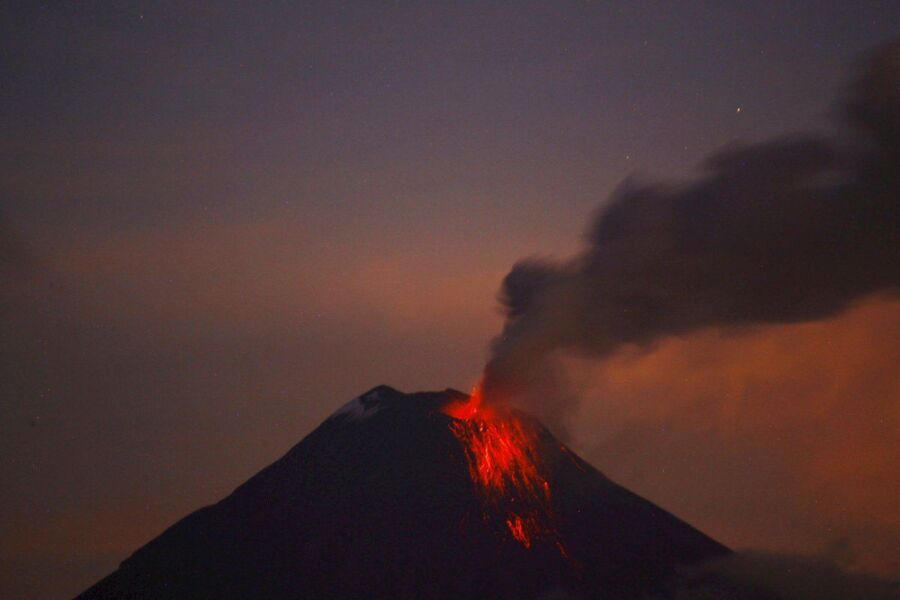 Вулкан Эквадора неожиданно поднял цены в Костромской области