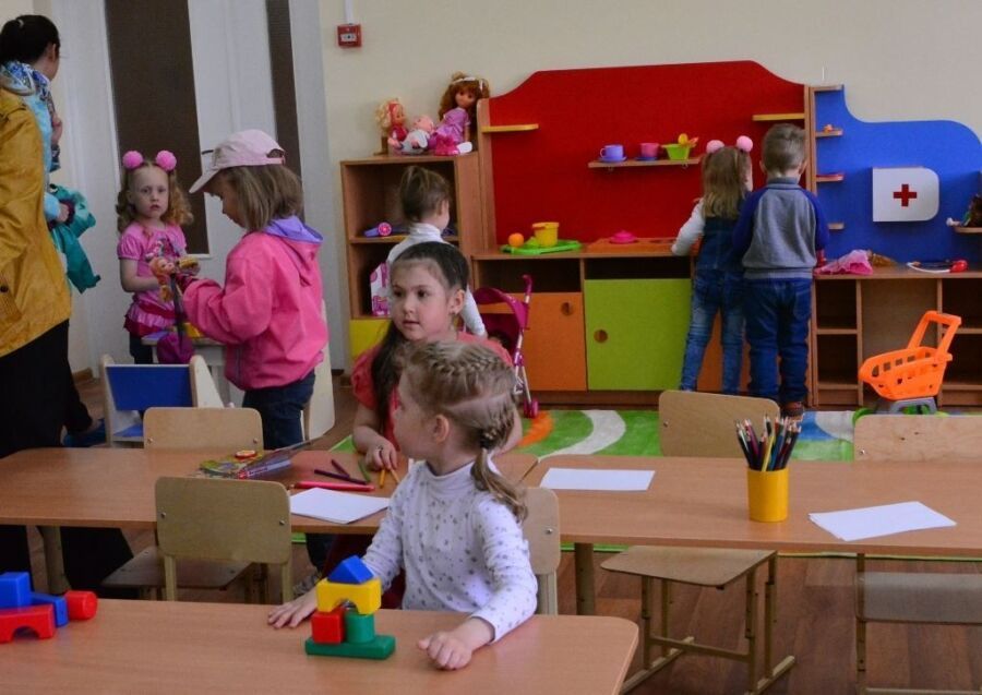 Воспитатели в Костроме восстали против майских праздников