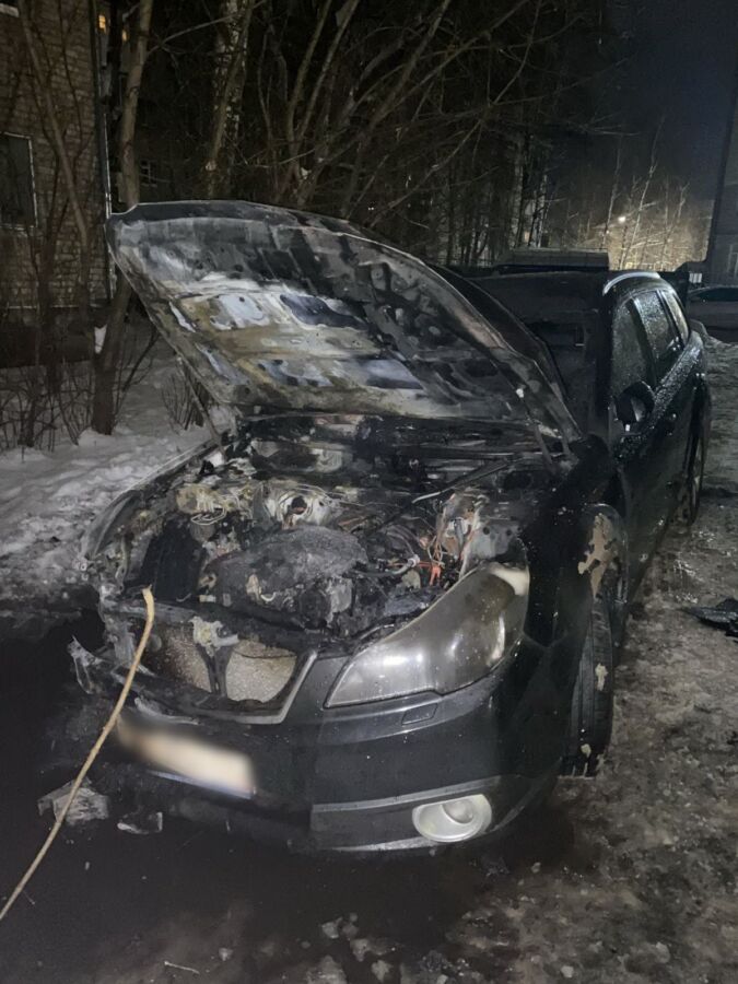 Сплетни заставили костромича поджечь машину друга за 3 миллиона рублей