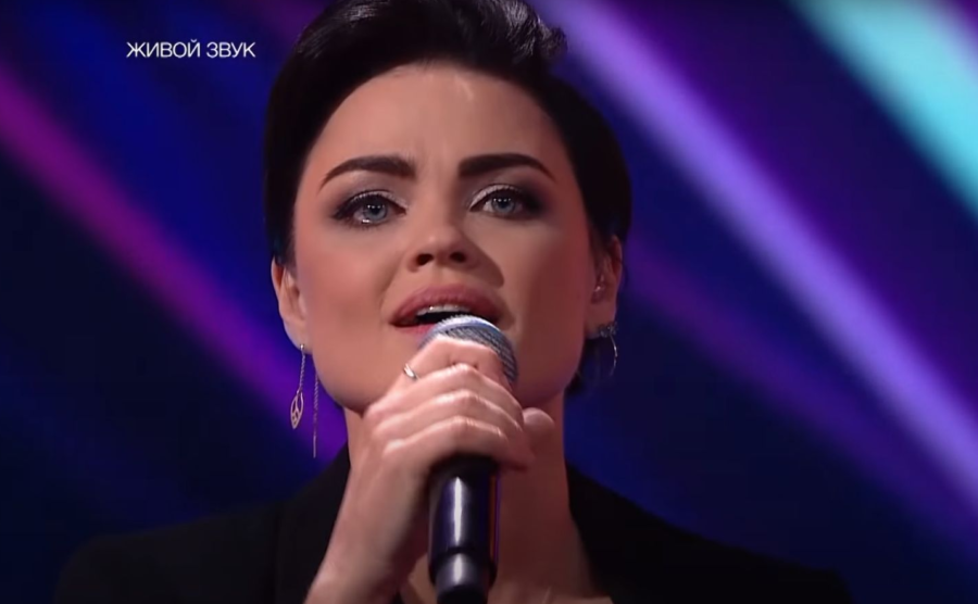 Костромичка спела певице Заре на федеральном канале