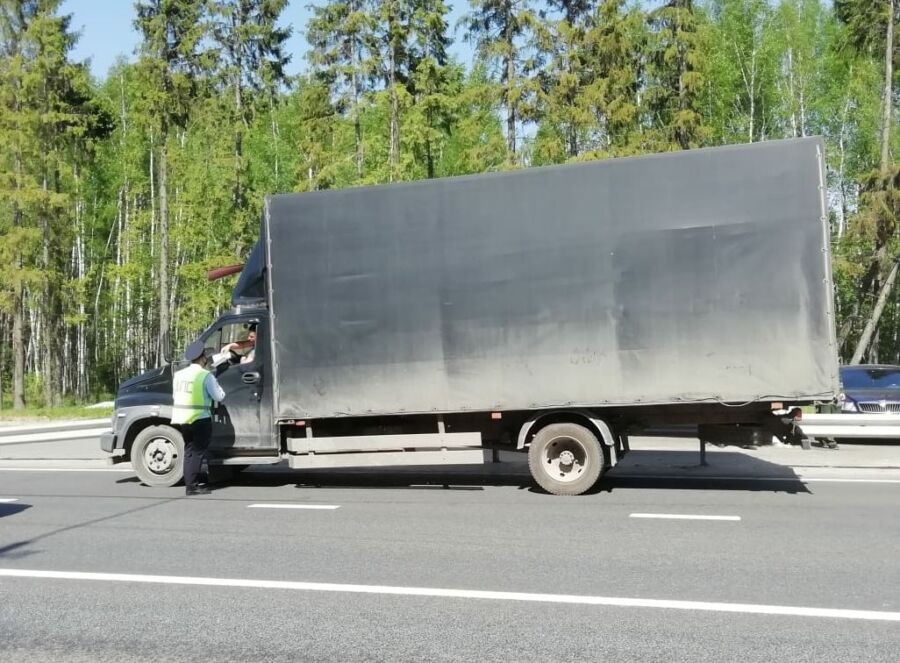 Сонные водители на фурах пытались пробраться в Кострому