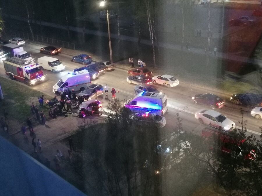 Страшная авария произошла в Костроме: пострадали 7 человек