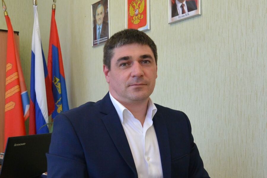 Глава городского округа город Шарья Эдуард Неганов: «9 мая — это день, который мы встречаем с радостью и болью»