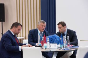 “Единая Россия” в ходе ПМЭФ-2022 представила промежуточные итоги народной программы