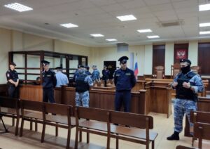 Суд над педофилами продолжается в Костроме: дело идет к финалу