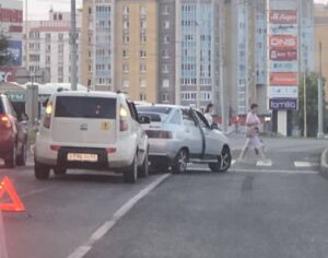 Авария в Костроме стала причиной затора у РИО