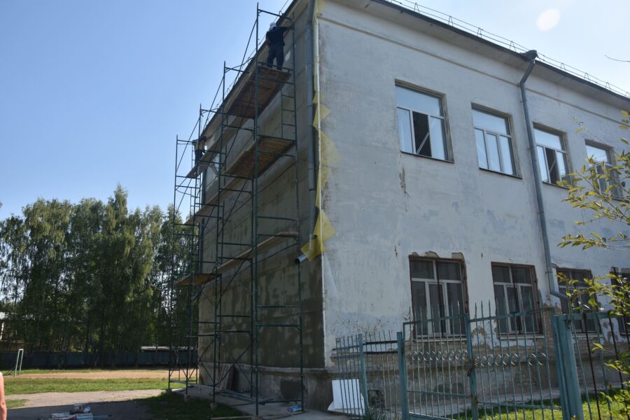 Школы в Костроме потребовали ремонтировать в темпе вальса