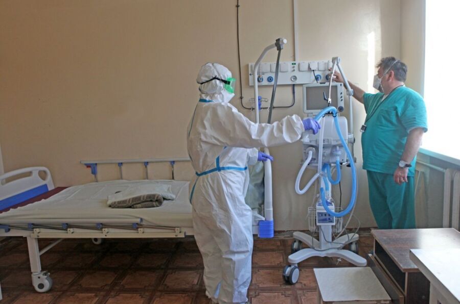 Коек для больных коронавирусом становится все меньше в костромских больницах