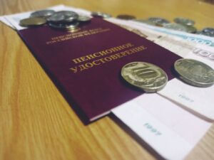 Пенсионерам в Костромской области повысят пенсии с января