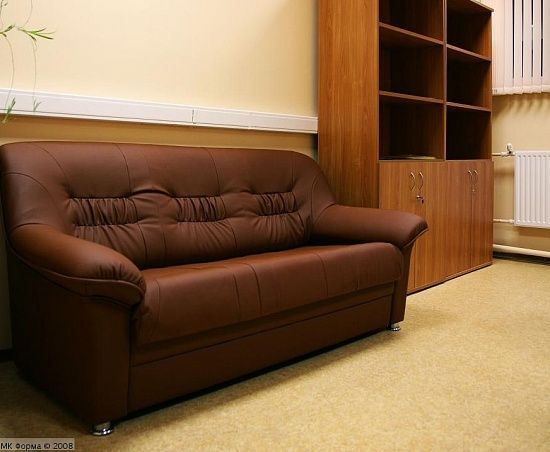 Офисные диваны «Карелия» — доступная по цене классика