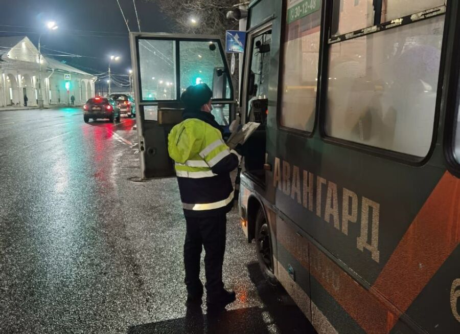 10 автобусов в Костроме сняли с рейсов
