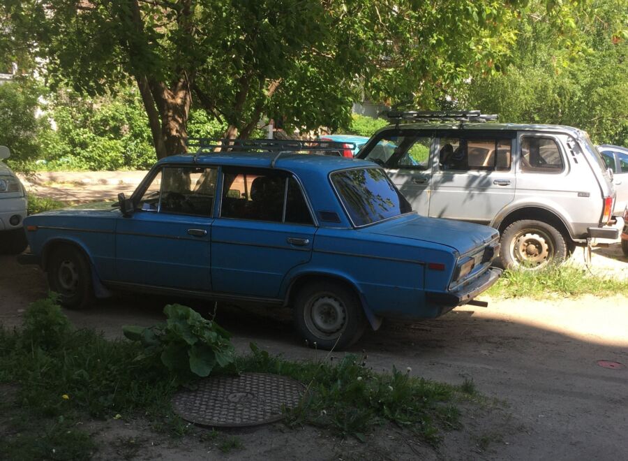 Водители заплатили много тысяч рублей за парковки во дворах Костромы