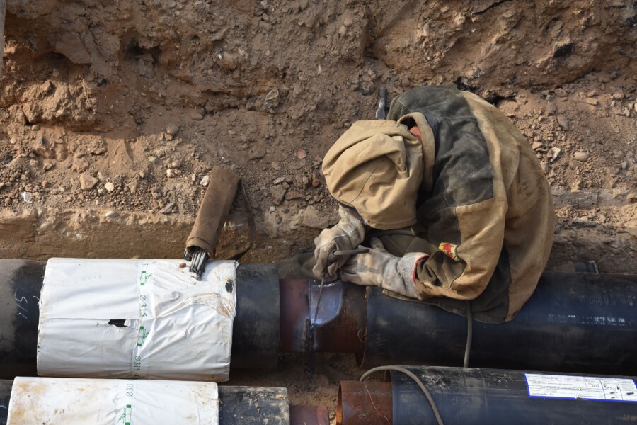 Почти 200 человек разыскивают для ремонта дырявых труб в Костроме