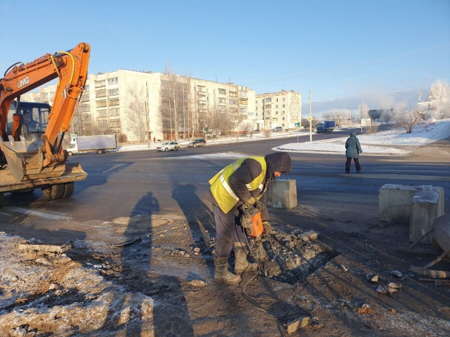 Работы в Костроме продолжаются: кому сегодня пообещали включить отопление