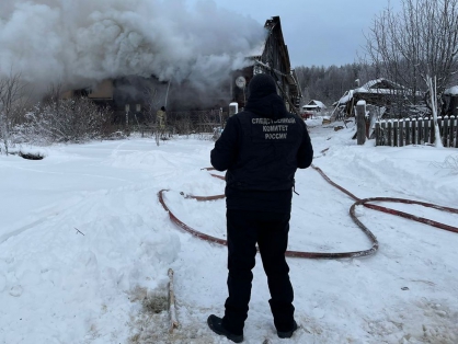 Женщину нашли мертвой на пожарище в Костромской области