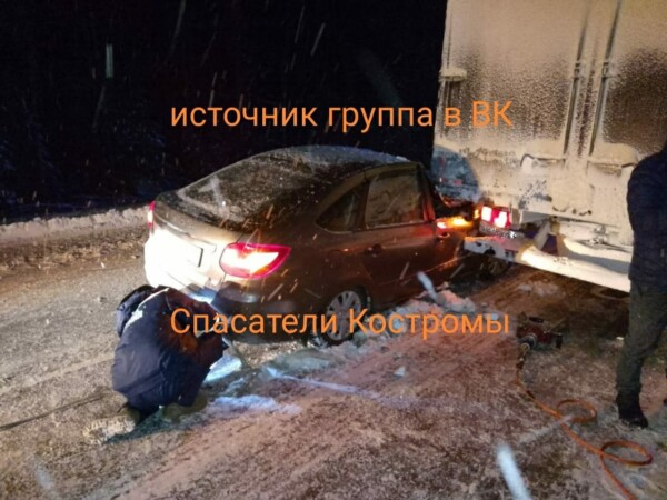 Последствия страшной аварии с фурой в Костромской области удивили всех