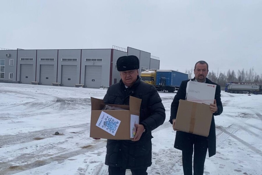 Участники СВО из Костромской области получили новогодние посылки из дома