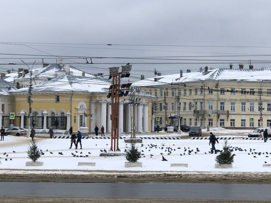 Стало известно для чего в центре Костромы ставят прожекторы