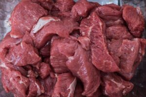 40 тонн подозрительного мяса обнаружили в Костромской области