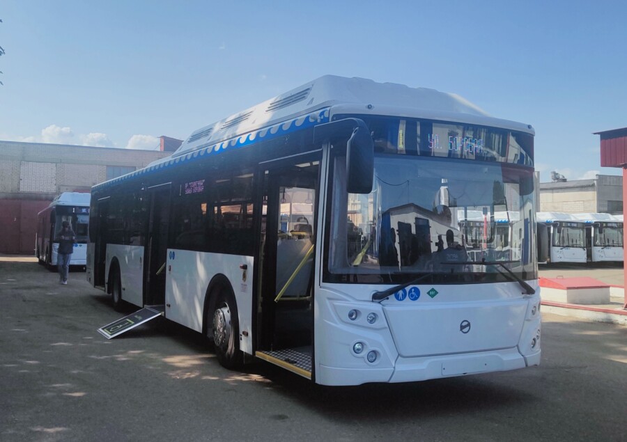 Как выглядит салон новых костромских автобусов изнутри: видео