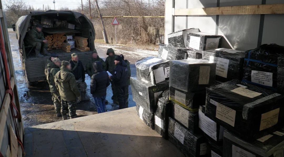 ЕР: Военнослужащие ДНР и ЛНР получили большую партию спецтехники и оборудования