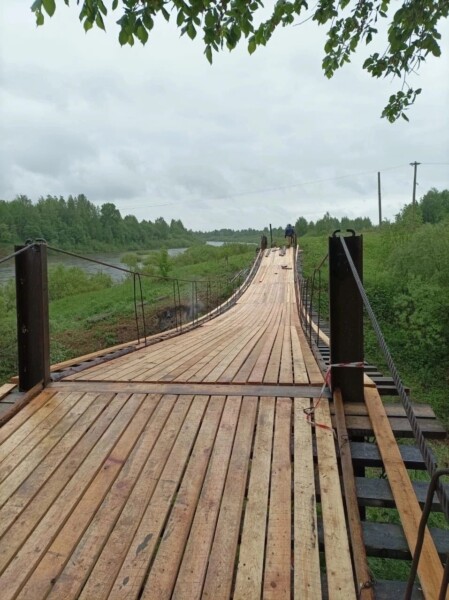 Жители костромского поселка отбили страшненький мост у чиновников