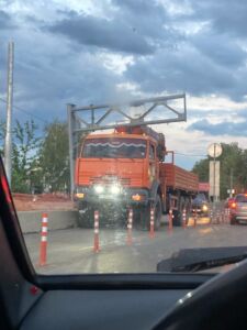 Флэшмоб глупости на мосту в Костроме набирает обороты: водителей объявили в розыск