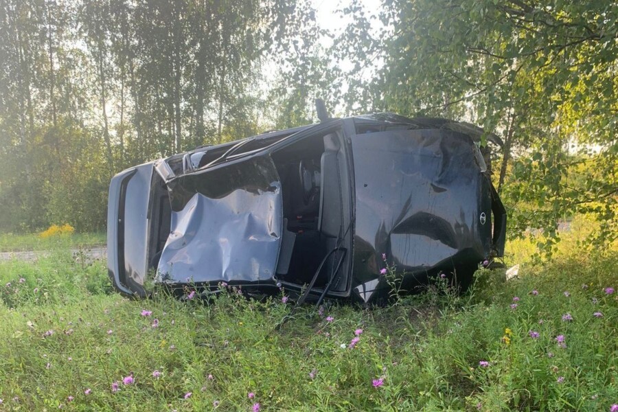 Авария произошла под Костромой из-за отвалившегося колеса