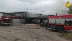 Сильный пожар: дымовая завеса окутала Кострому