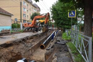 Уже по традиции: ремонт двух важных улиц не могут закончить в Костроме