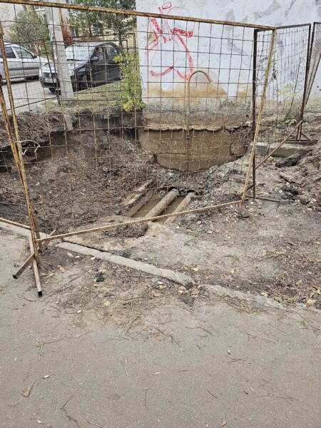 Коммунальщики испортили дорогу к детскому саду в Костроме и не послушались чиновников