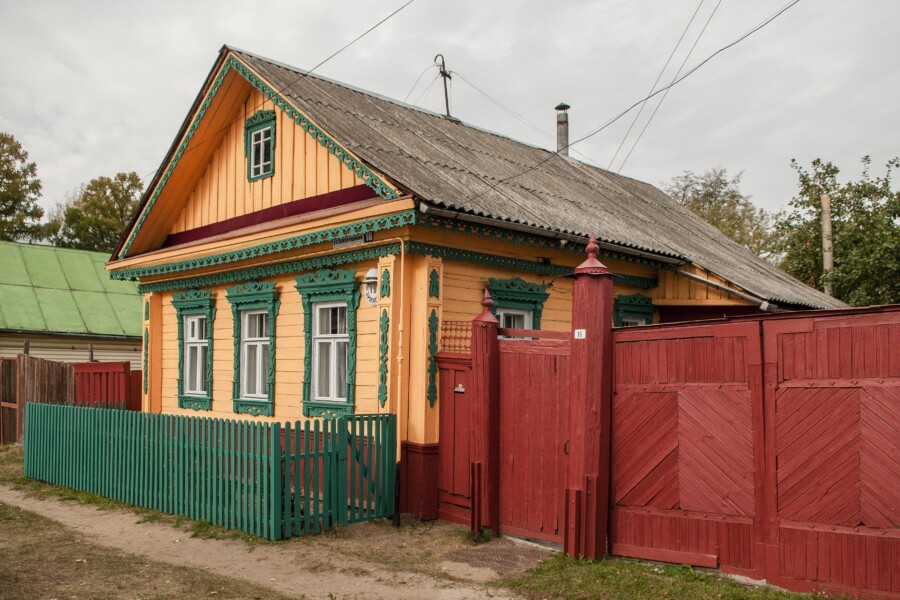Реставратор знаменитого Асташовского терема помог восстановить старинный дом в Костроме
