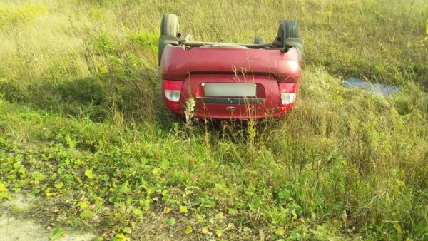 Водитель погиб во время страшной аварии в Костромской области