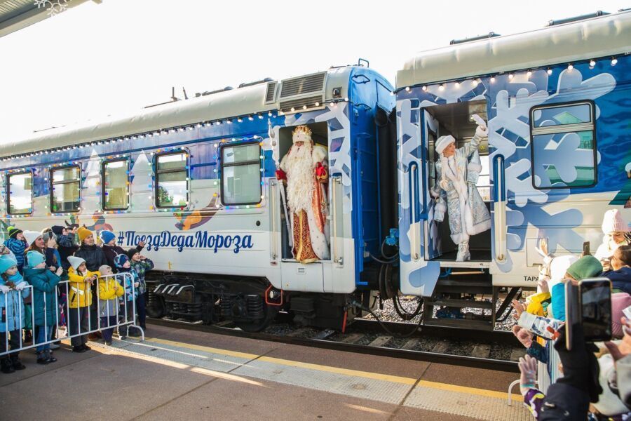 Российский Дед Мороз примчится на поезде в Кострому