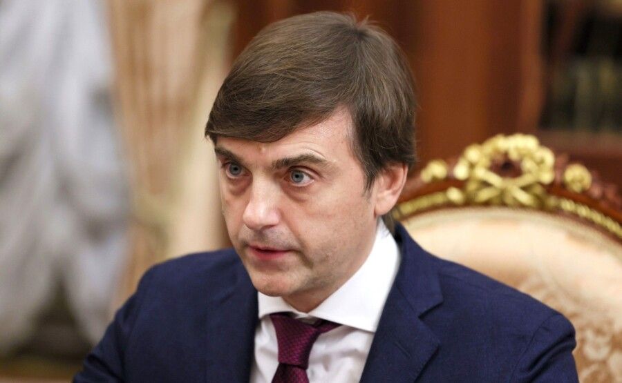 Костромичи поспорили с министром просвещения из-за школьных выпускных