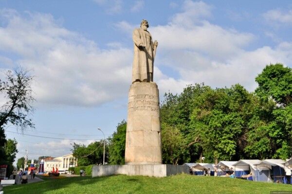 Специалисты обследовали памятник Ивану Сусанину в Костроме: реставрация не за горами