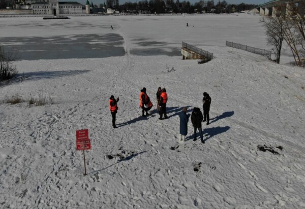 Гнать их: костромичам запретили погибать на льду