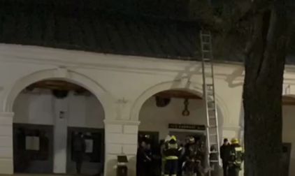 Известный бар в Костроме пообещал гостям жаркий вечер и загорелся