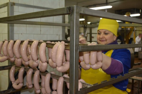 Костромскую область завалили колбасой ради продовольственной безопасности