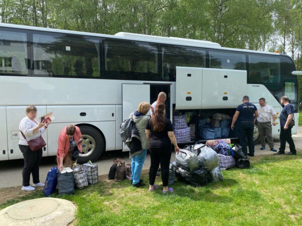 Возвращаются домой: беженцы из Украины покидают Кострому