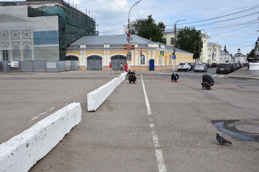 Капитальный ремонт Сусанинской площади начался в Костроме: можно ли будет пройти?