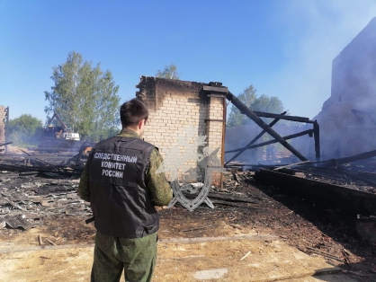 Останки человека нашли в сгоревшем доме в Костромской области