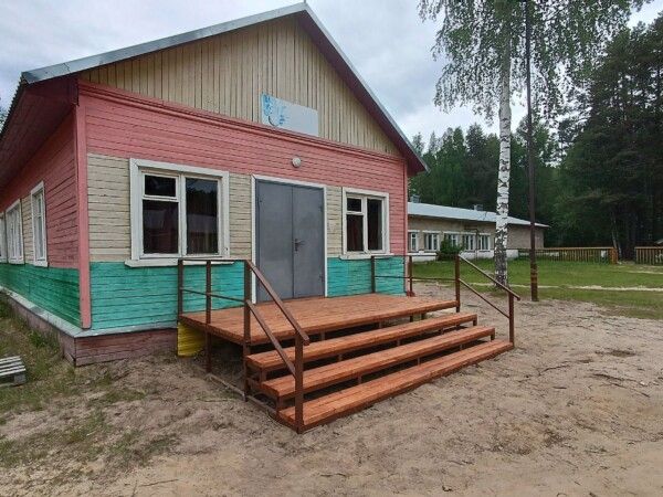 Змеи и вакханалия: много нарушений нашли в детском лагере под Костромой